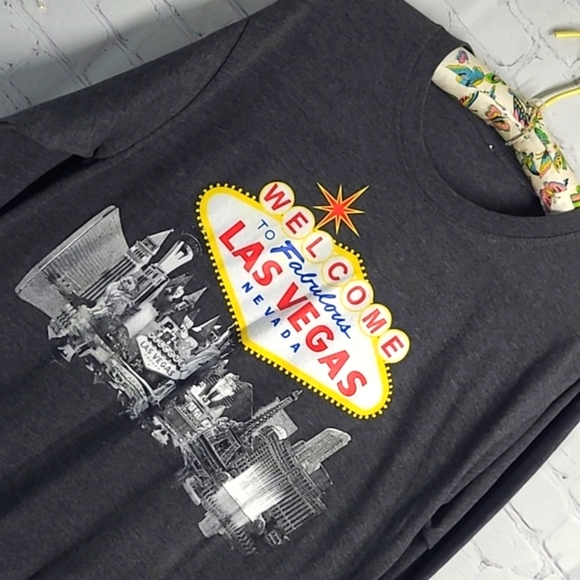 Las Vegas Strip Nevada Casual Gray Graphic Print Long Sleeve Tee Men's Size 2XL - Picture 10 of 17